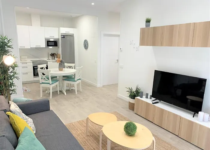 アパート Nin Playa ヒホン